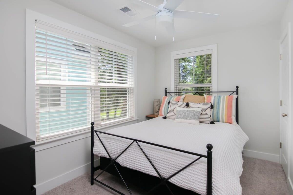 Southern Charming New Home Mins To Beach & Dwntn Charleston Exterior photo